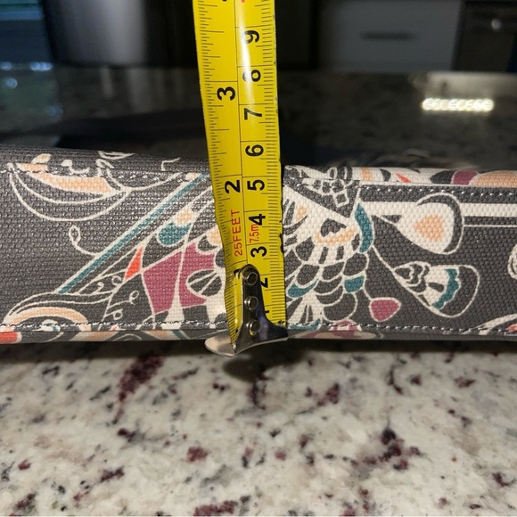 SakRoots Crossbody Gray Floral Hearts Canvas Coated Artistic Adjustable Shoulder - Picture 13 of 16